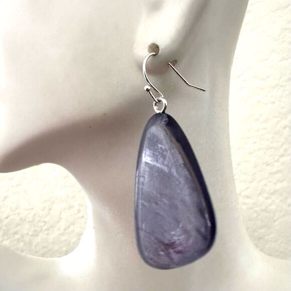 Purple frosted beaded drop earrings - Picture 3 of 6